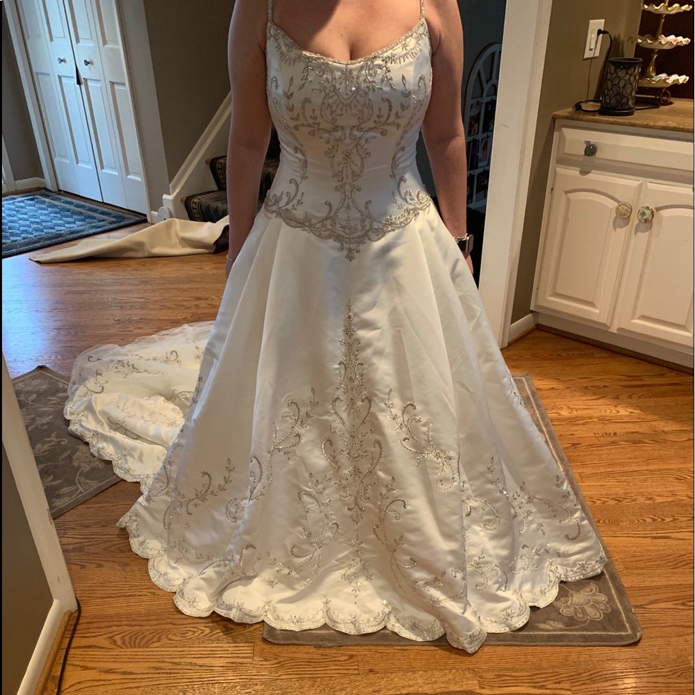 Wedding dress